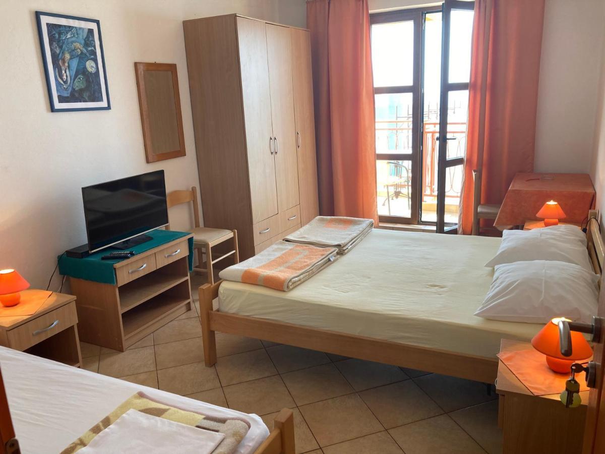 Monterama Apartments Sutomore Bagian luar foto