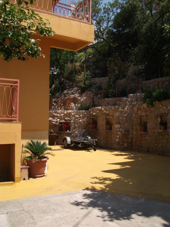 Monterama Apartments Sutomore Bagian luar foto